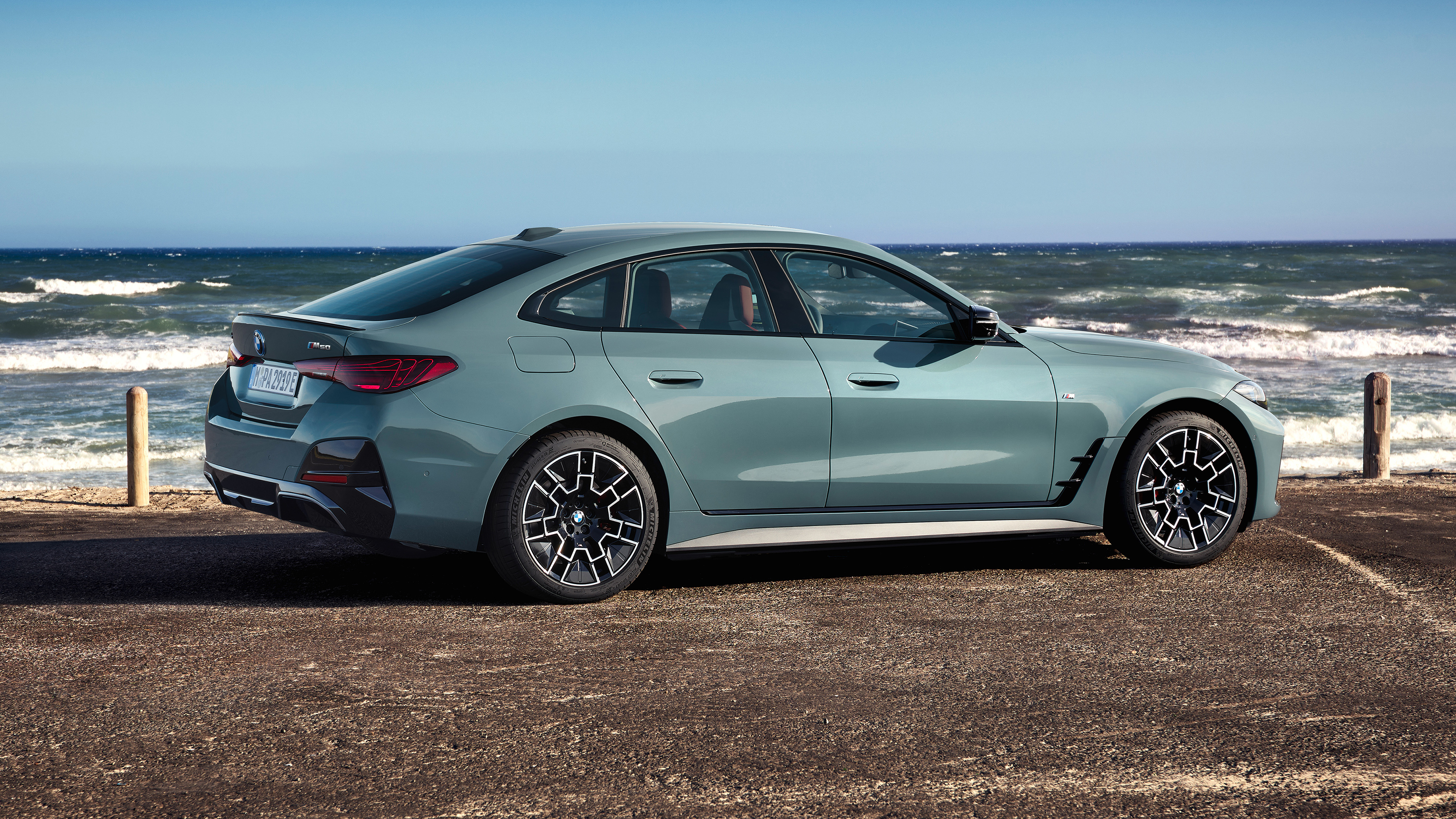BMW i4 M50 - rear static