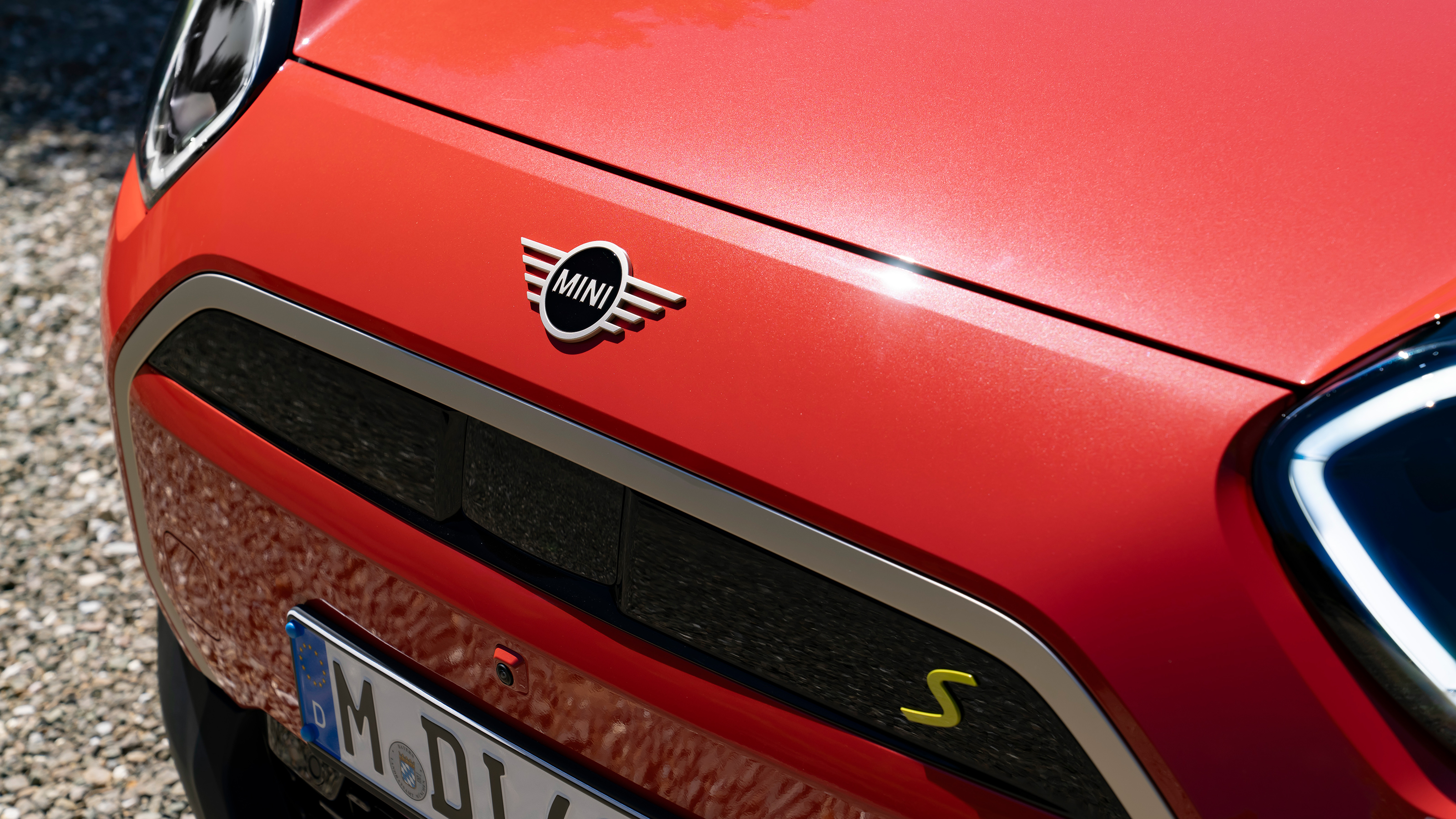 MINI Aceman - front grille