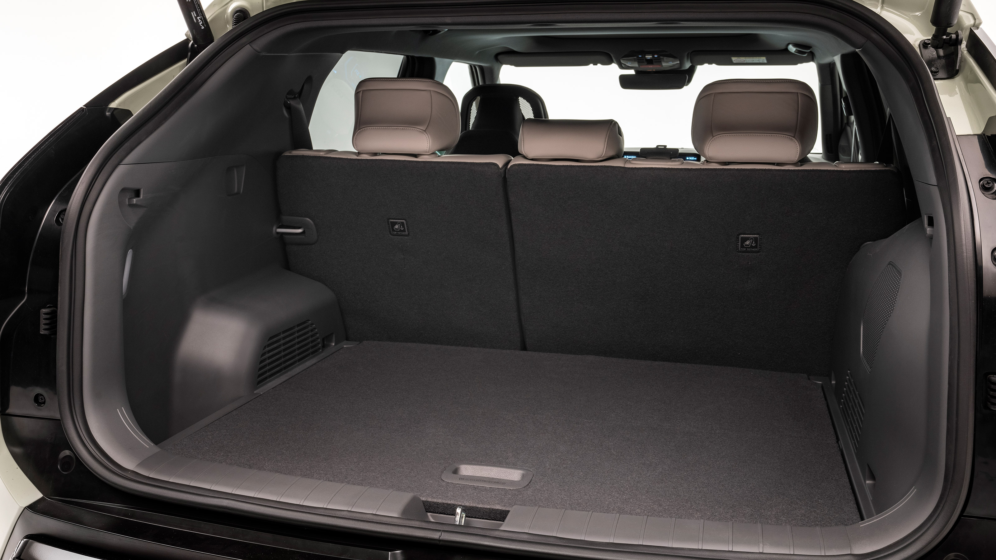 Kia EV3 - boot
