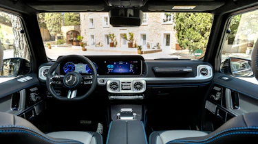 Mercedes G 580 - dashboard