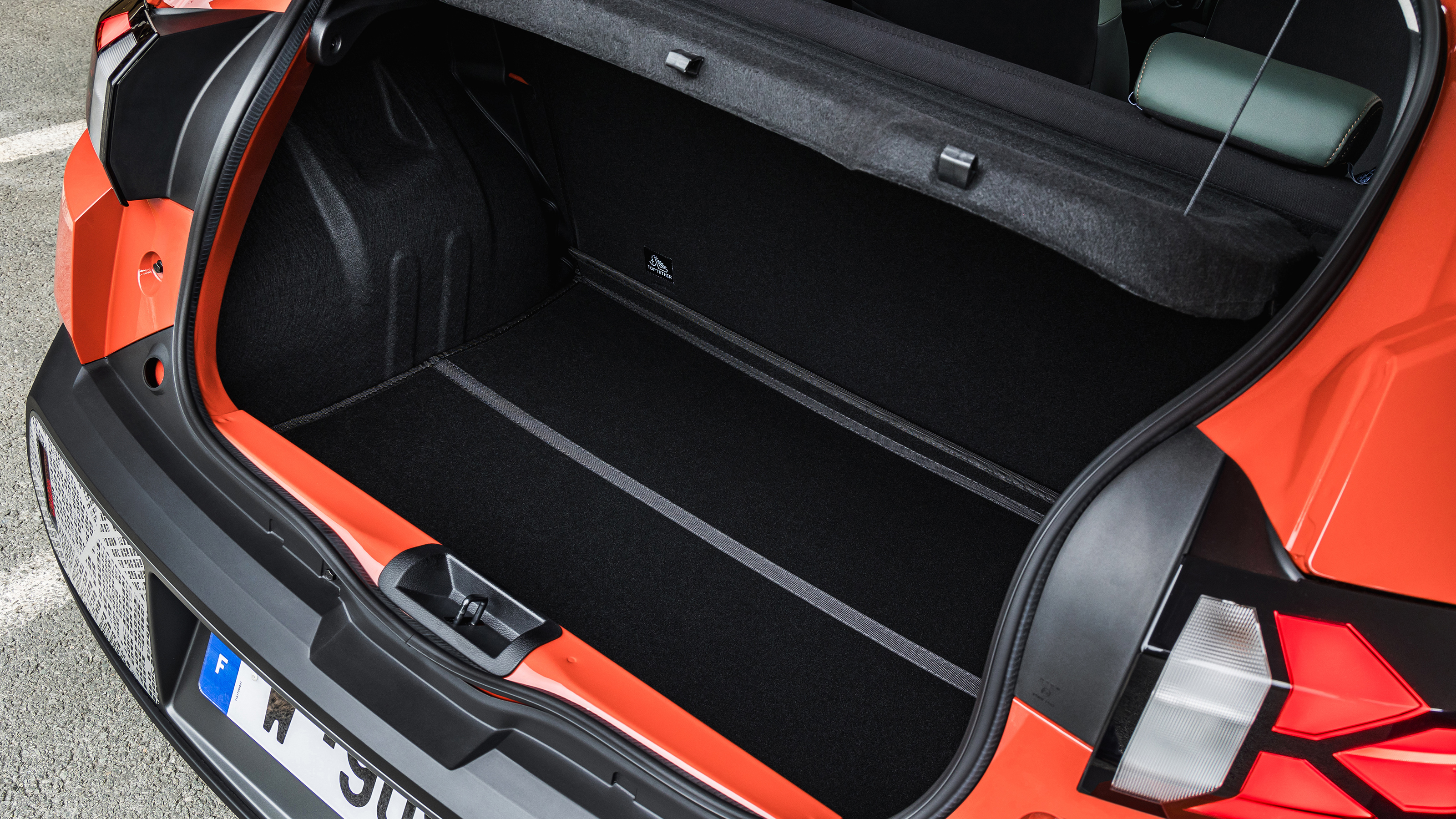 Dacia Spring - boot