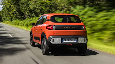 Dacia Spring - rear tracking