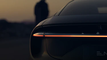 Lotus Emeya - tail light bar