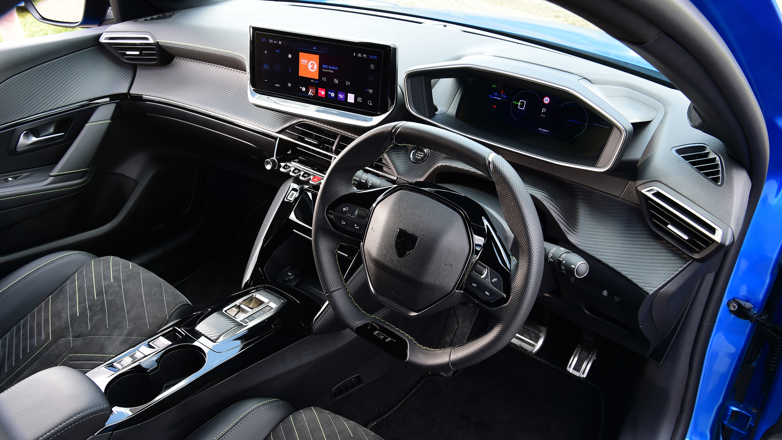 Peugeot E-208 - dashboard