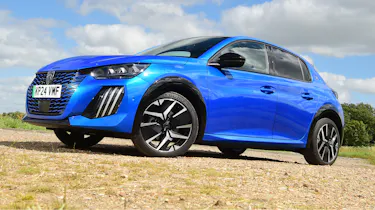Peugeot E-208 - front static