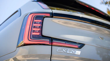 Volvo EX90 - tail light