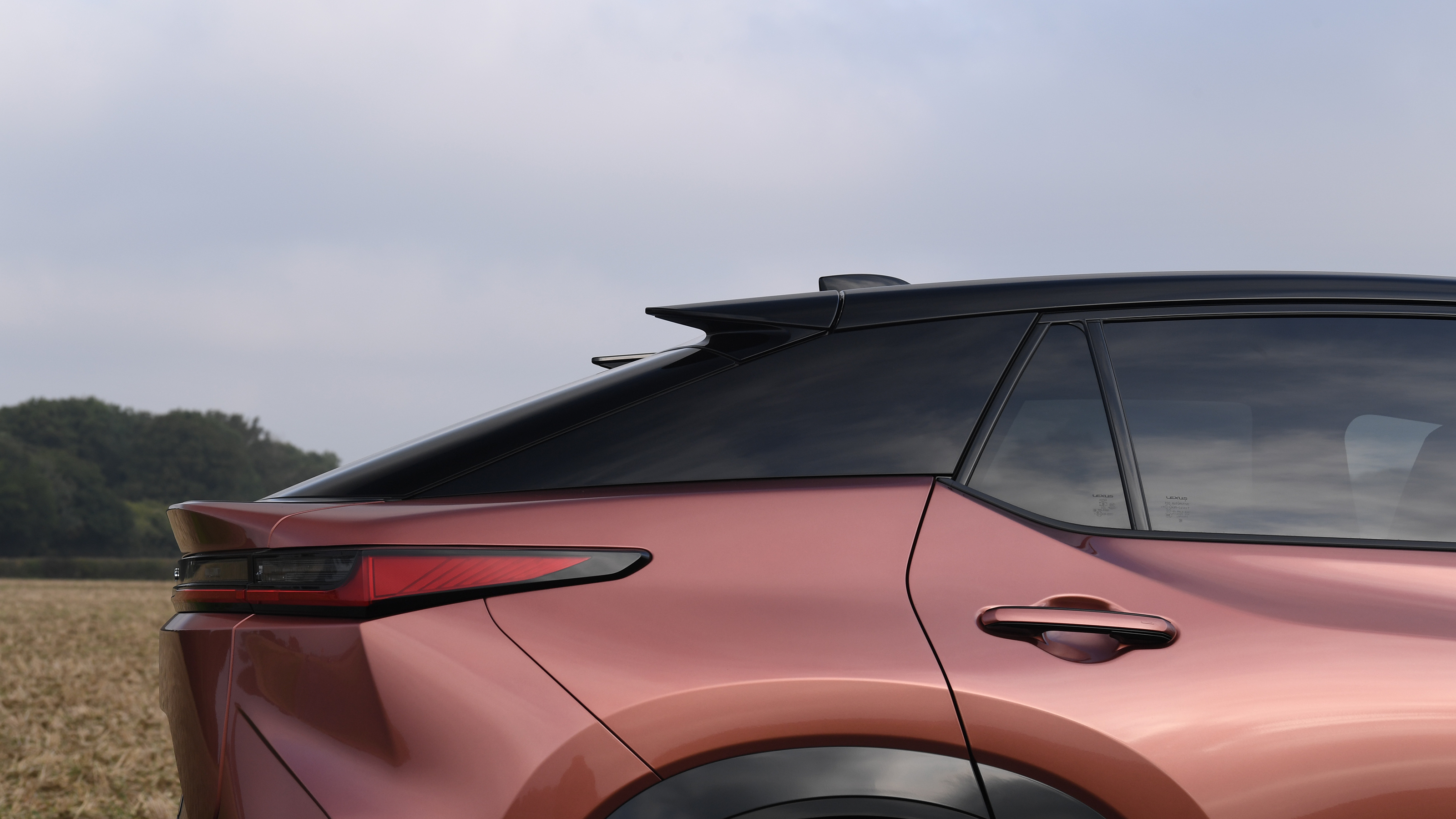 Lexus RZ 300e - rear roofline