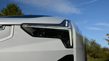 Polestar 3 - headlight