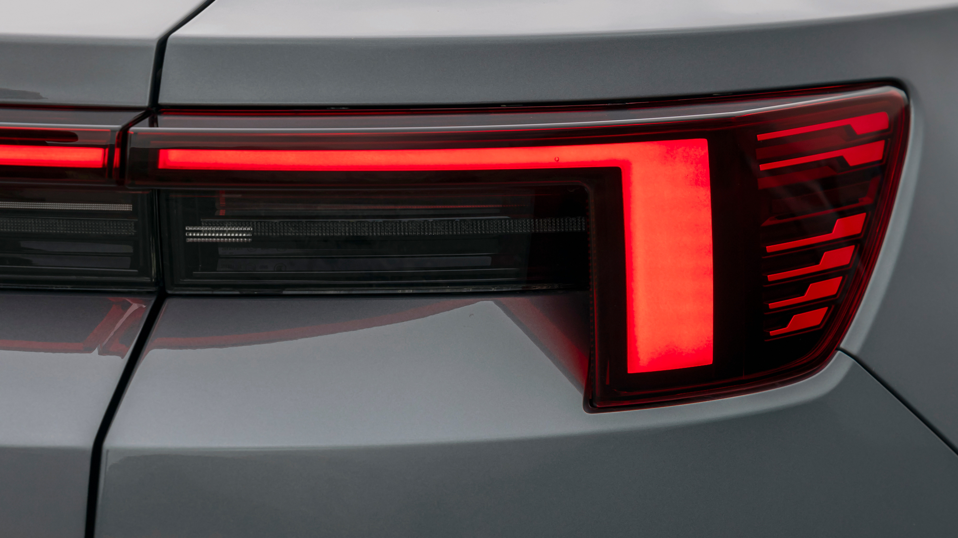 Polestar 4 - tail light