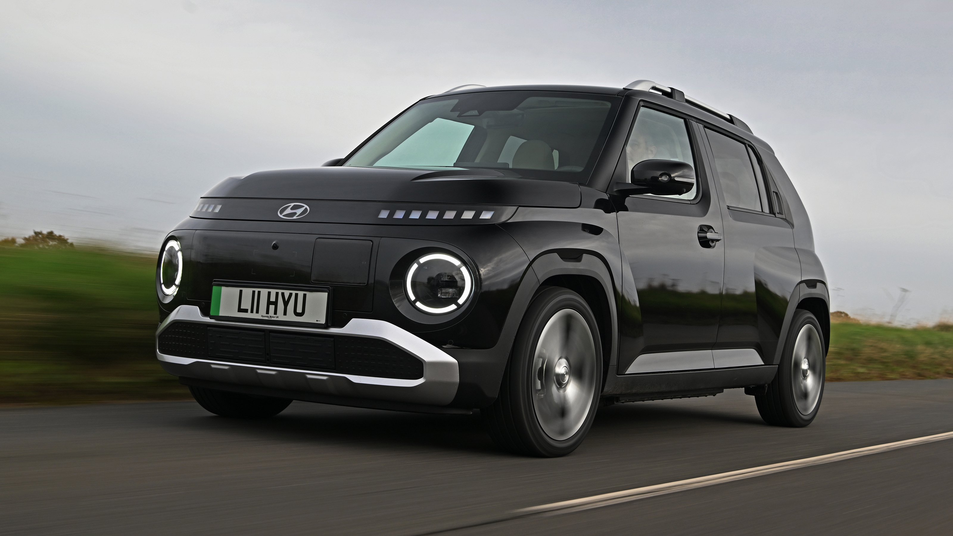 Hyundai Inster - front tracking