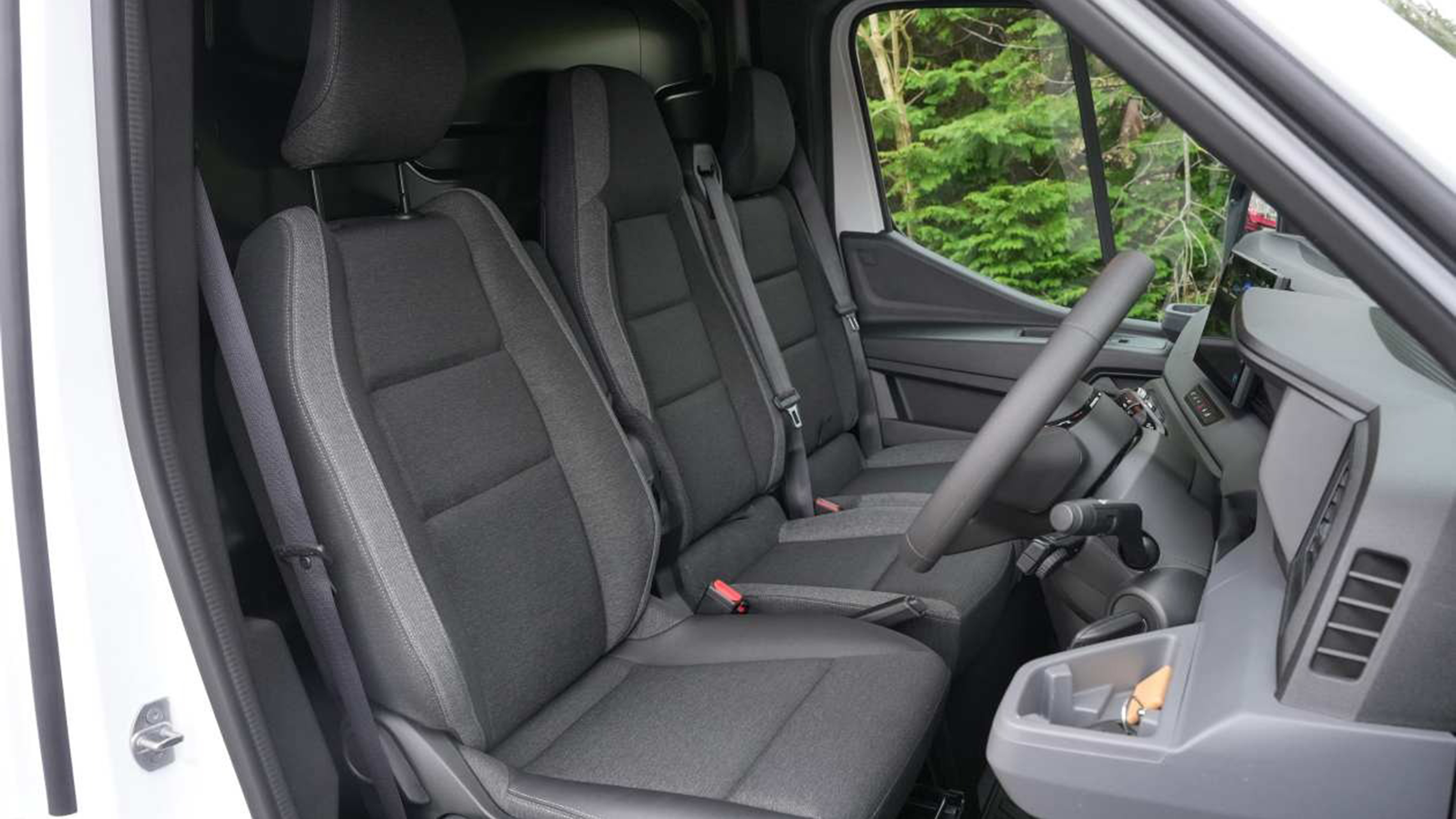 Renault Master E-Tech - front interior 