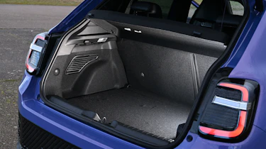 Abarth 600e - boot space