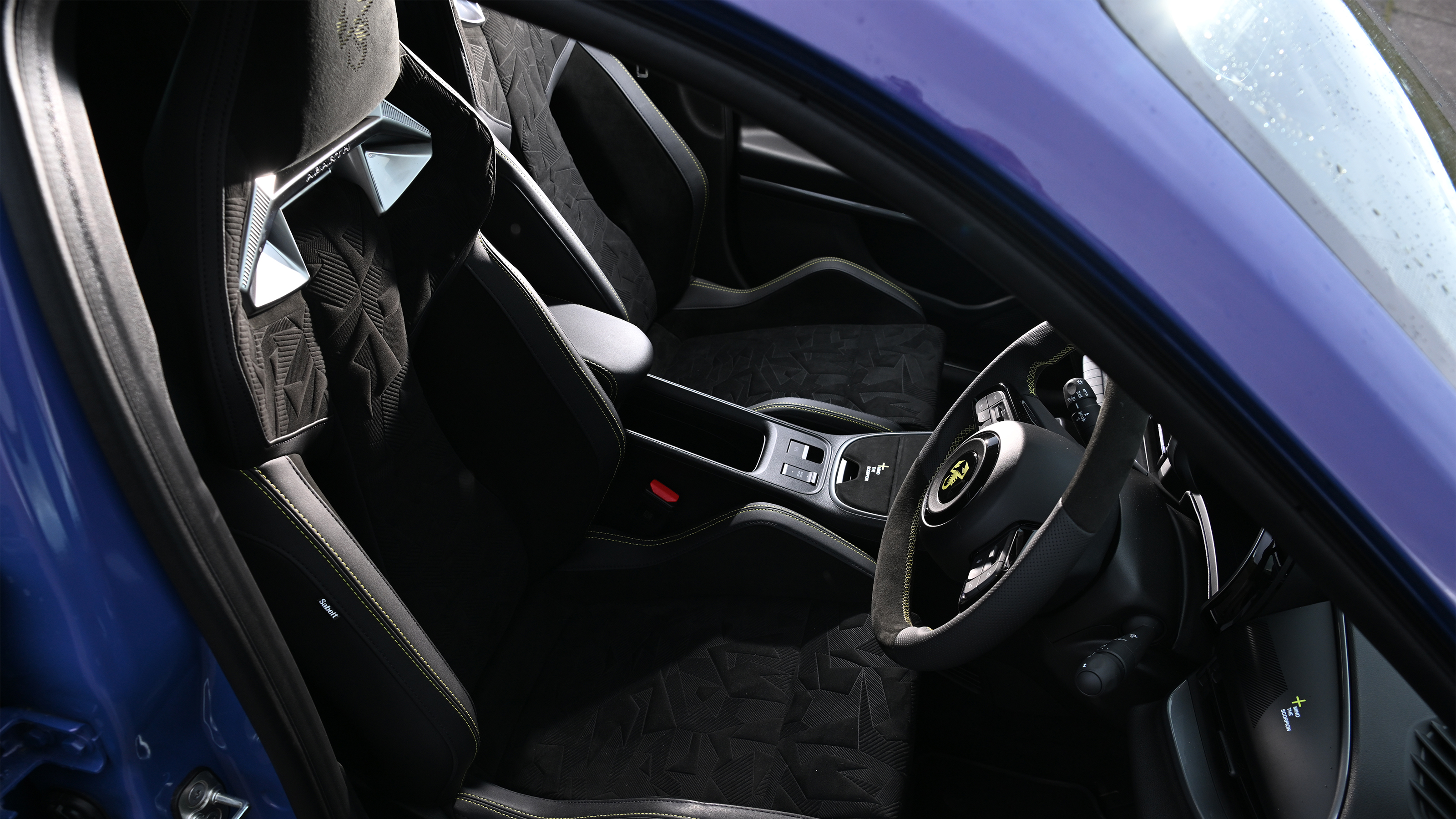 Abarth 600e - front interior
