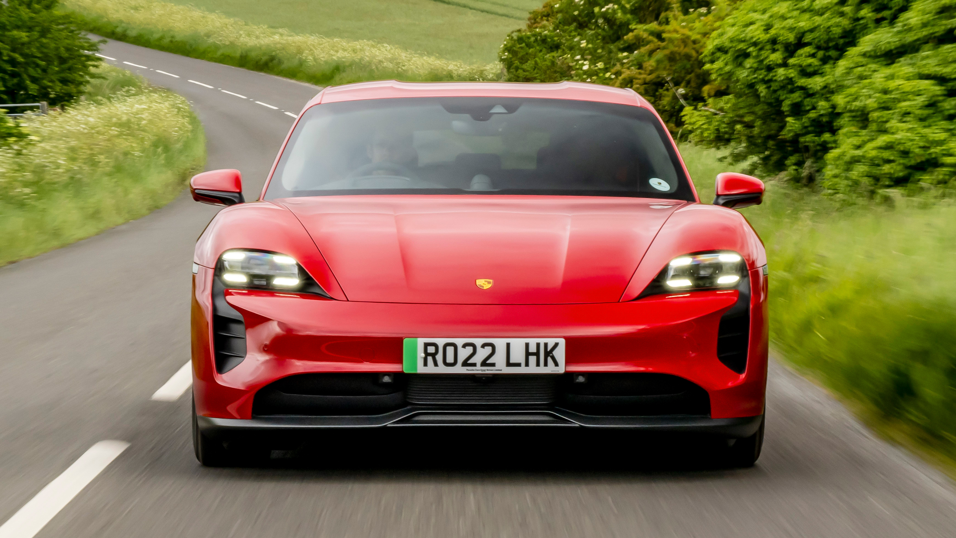 Porsche Taycan Sport Tursimo - PDLS